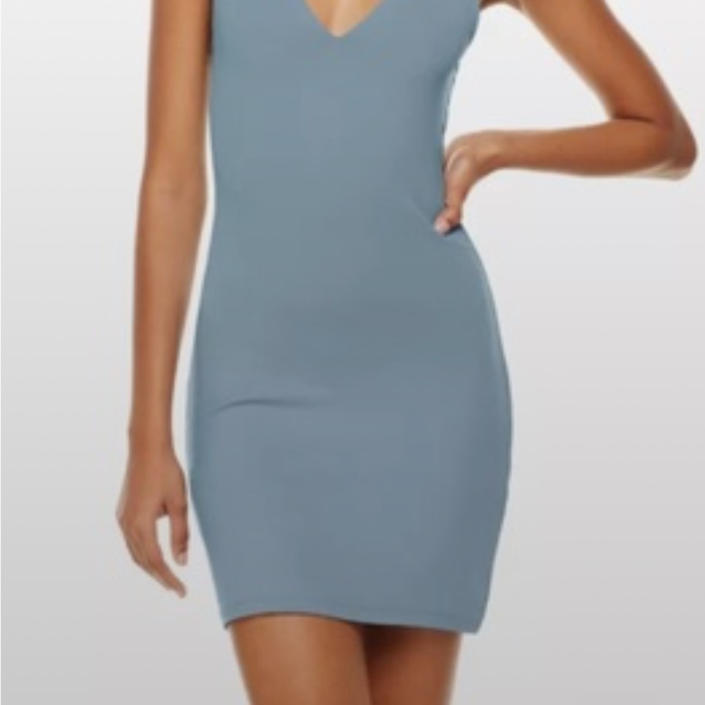 Babaton Contour V-Neck Dress
